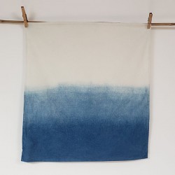 Serviette de table tie and dye bleu en gaze de coton - Indigo
